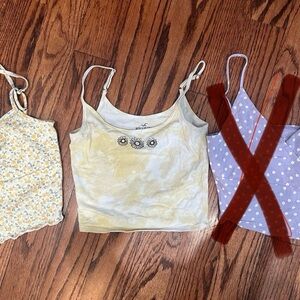 Hollister/Gilly Hicks Tank top bundle of 2